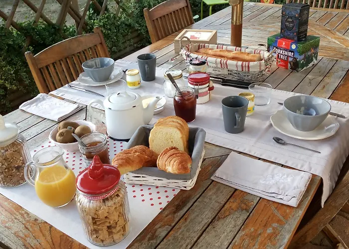 招待所 D'hotes De La Mousse 3*